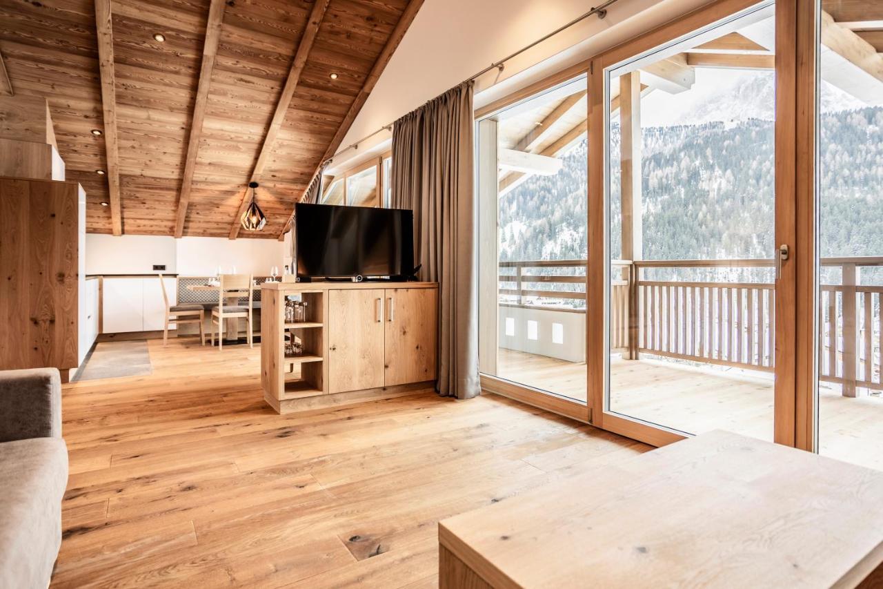 Luxury Chalet Plazola Selva di Val Gardena Bagian luar foto