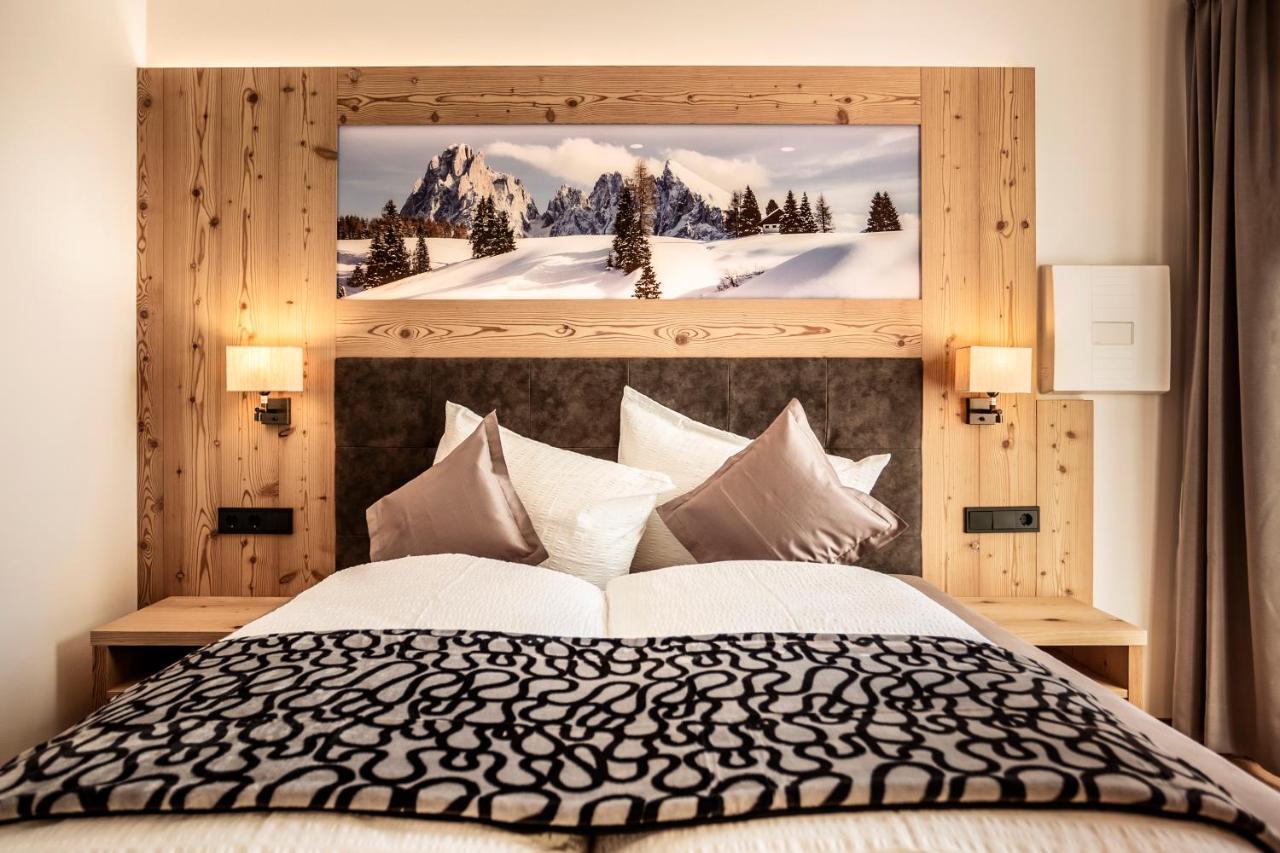Luxury Chalet Plazola Selva di Val Gardena Bagian luar foto