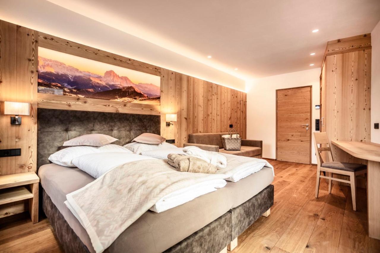 Luxury Chalet Plazola Selva di Val Gardena Bagian luar foto