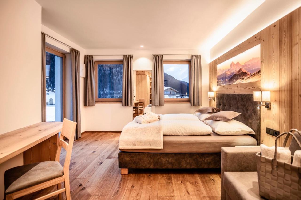 Luxury Chalet Plazola Selva di Val Gardena Bagian luar foto