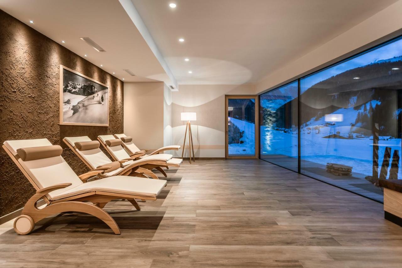 Luxury Chalet Plazola Selva di Val Gardena Bagian luar foto